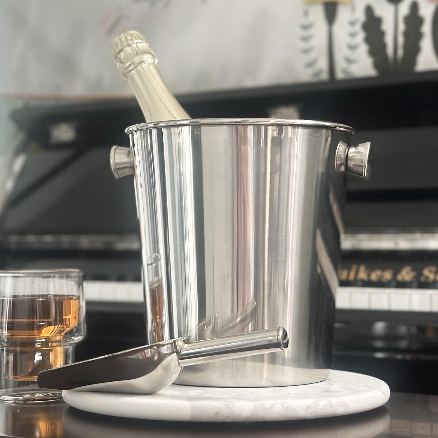 Champagne Bucket With Ice Scoop,Stainless Steel Wine Bucket For Bar,large Ice Buckets For Parties, Wine Chiller With Handles 4 Quart