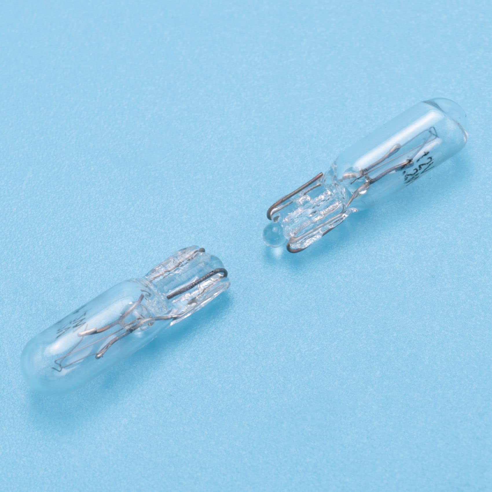10 PièCes T5 17 86206286 Ampoule HalogèNe Voiture de Bord Lampe Wedge de Bord Lampe 1.2W 12V Source de LumièRe Blanc Chaud