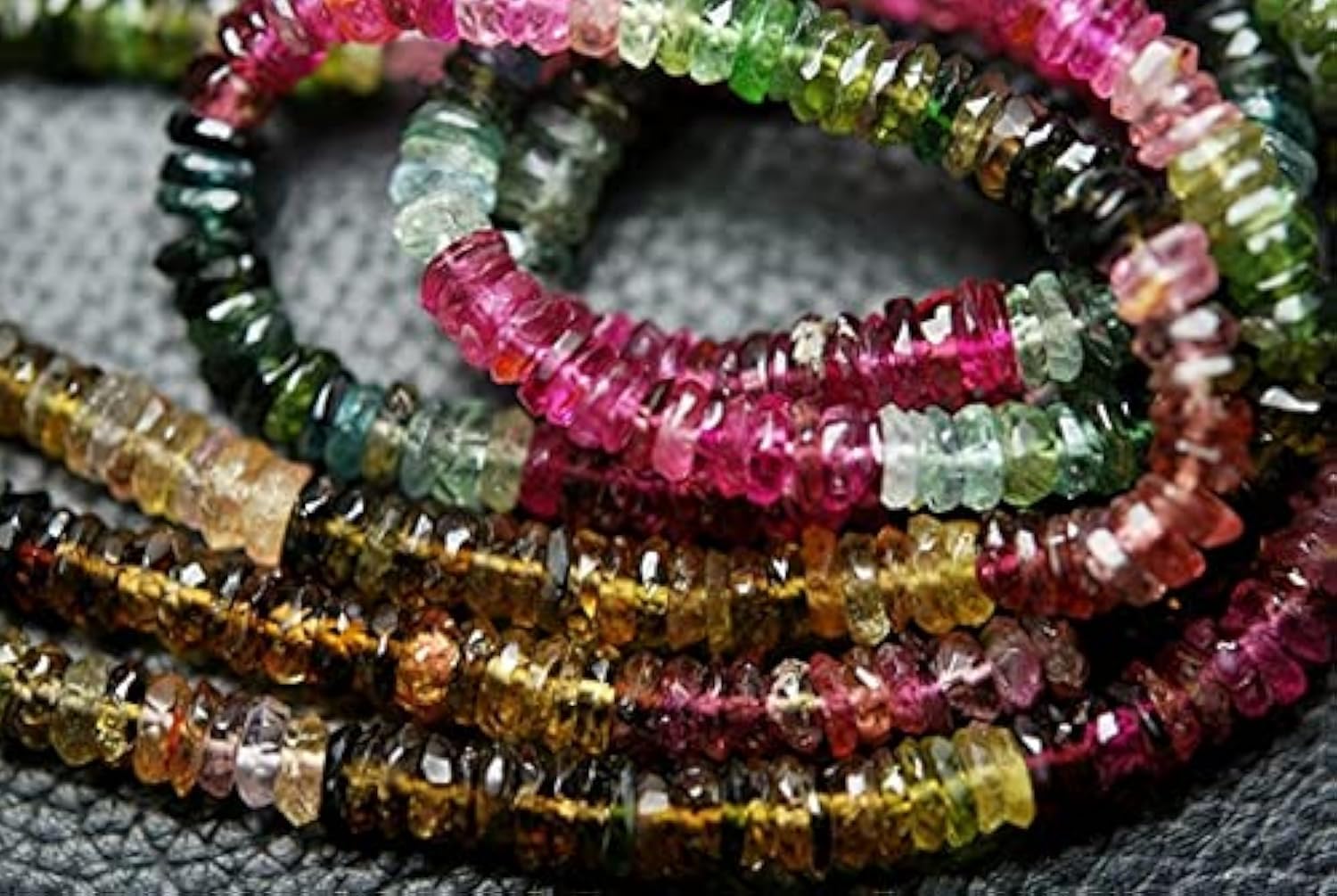 Tourmaline multicolore en fil de perles boutons pour créer vos propres bijoux personnalisés
