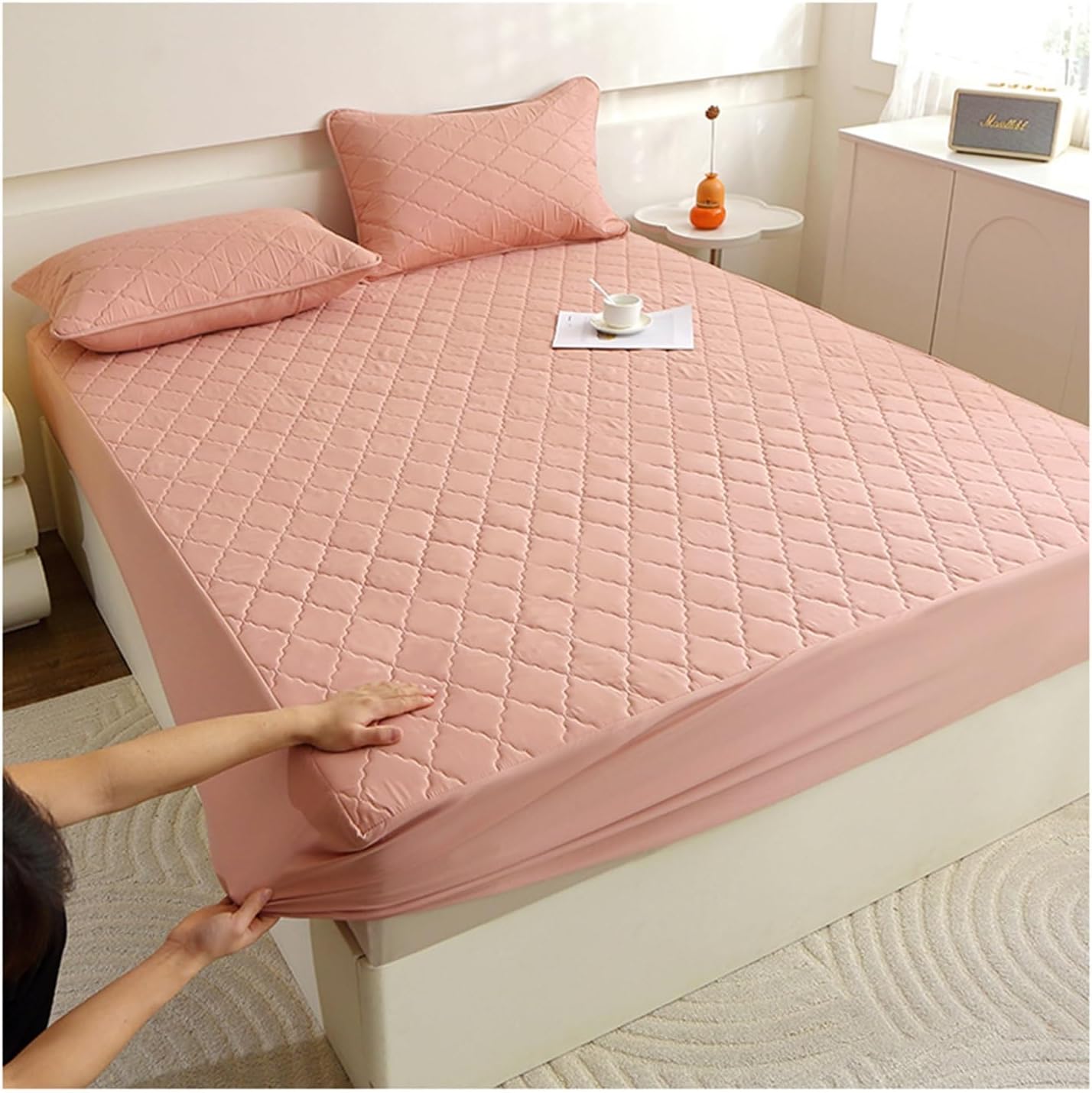 XMAYODS Waterproof Mattress Protector Pad Queen King Twin XL Machine, Breathable Mattress Covers Topper with Deep Pockets, Washable Bed Cover All-Season Use(Color 6,1PC 200x220cm)