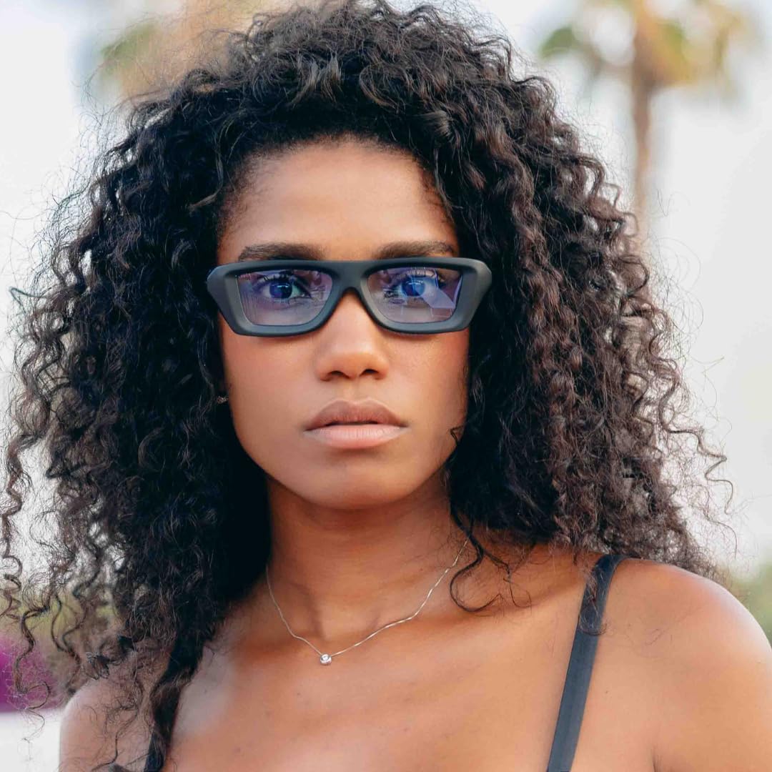 ARENA FLYWAVE Occhiali da Sole Lifestyle, Montatura Flessibile e Leggera, Antiurto e Protezione UV, Rivestimento Antiriflesso Idrofobico e Antistatico, Classe Ottica 3, Made in Italy