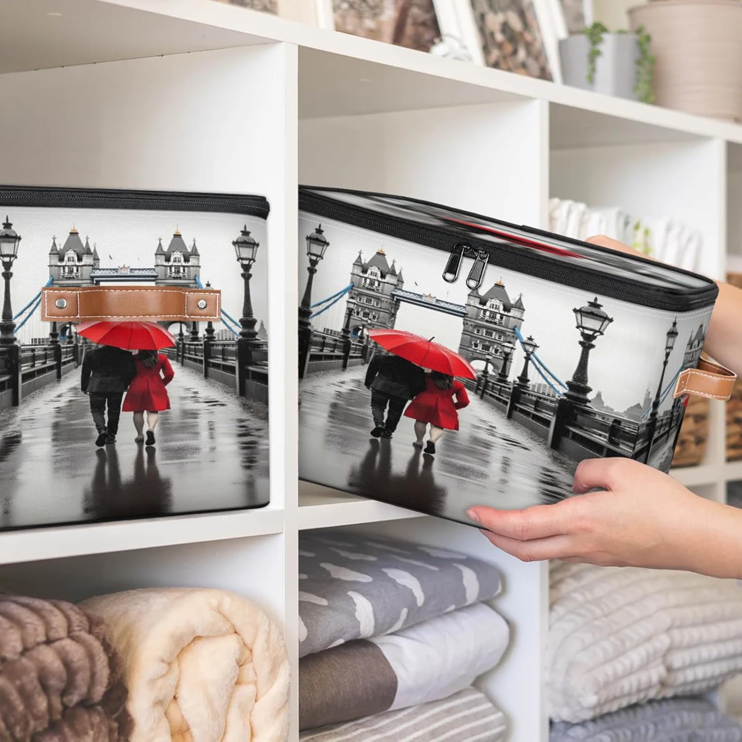 Storage Bin Set of 2 Romantic City Storage Basket with Zipper Lid & Handle Foldable Closet Shelf 2 Pack Cloth Organizer Basket Cube Bins Clothes Organizer for Nursery, Bedroom