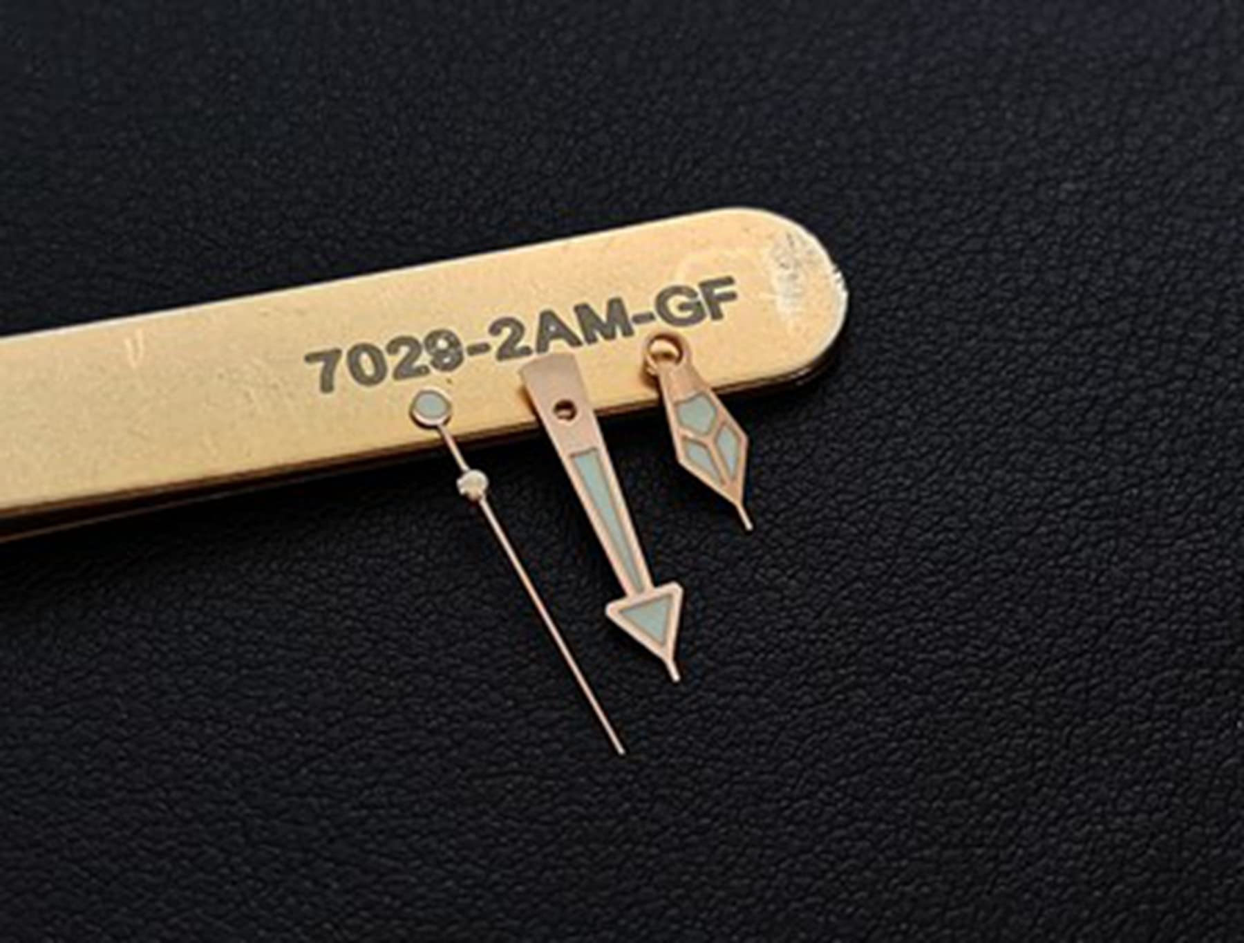 1PC Strong Luminous Substitute NH35/7S26/4R35/6R15 Movement Watch Compatiable for MOD Luminous Needle GS Diving Model 13mm (A)