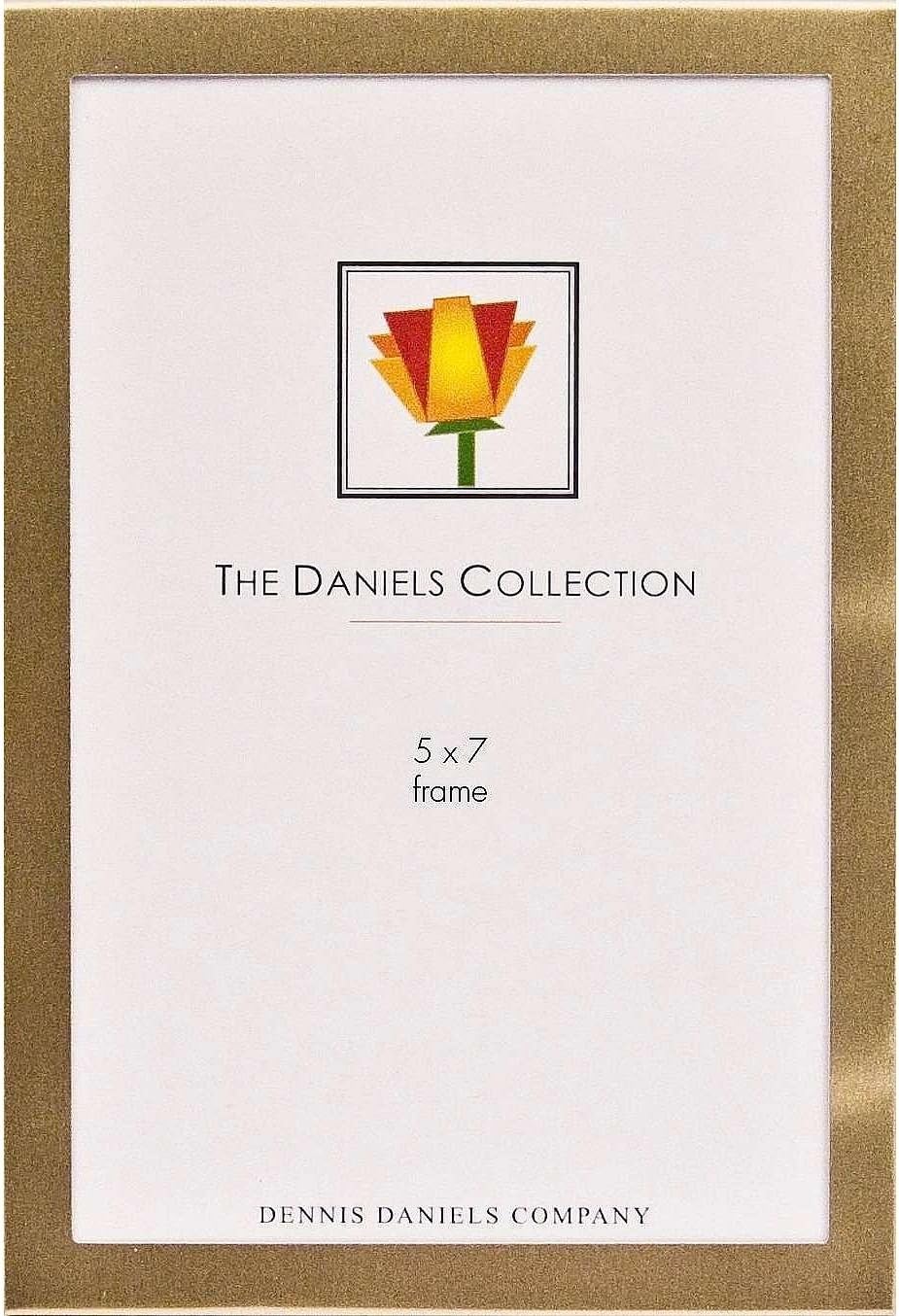 Fresh and contemporary golden-aluminum series by Dennis Daniels - 5x7