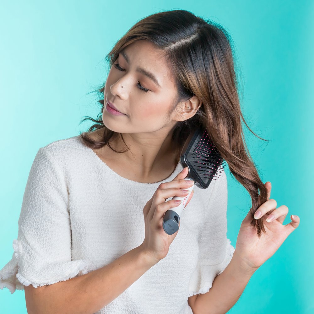 Revlon Extra Grip Vented Paddle Hair Brush