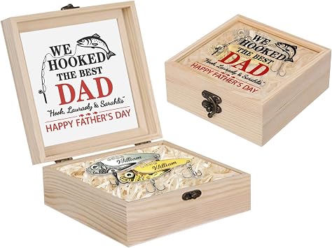 Personalized Engraved Lure Set with Wooden Gift Box, We Hooked The Best Dad Custom Name Fishing Lures Fathers Day Birthday Fisherman Gift for Dad Husband Grandpa Fishing Lovers