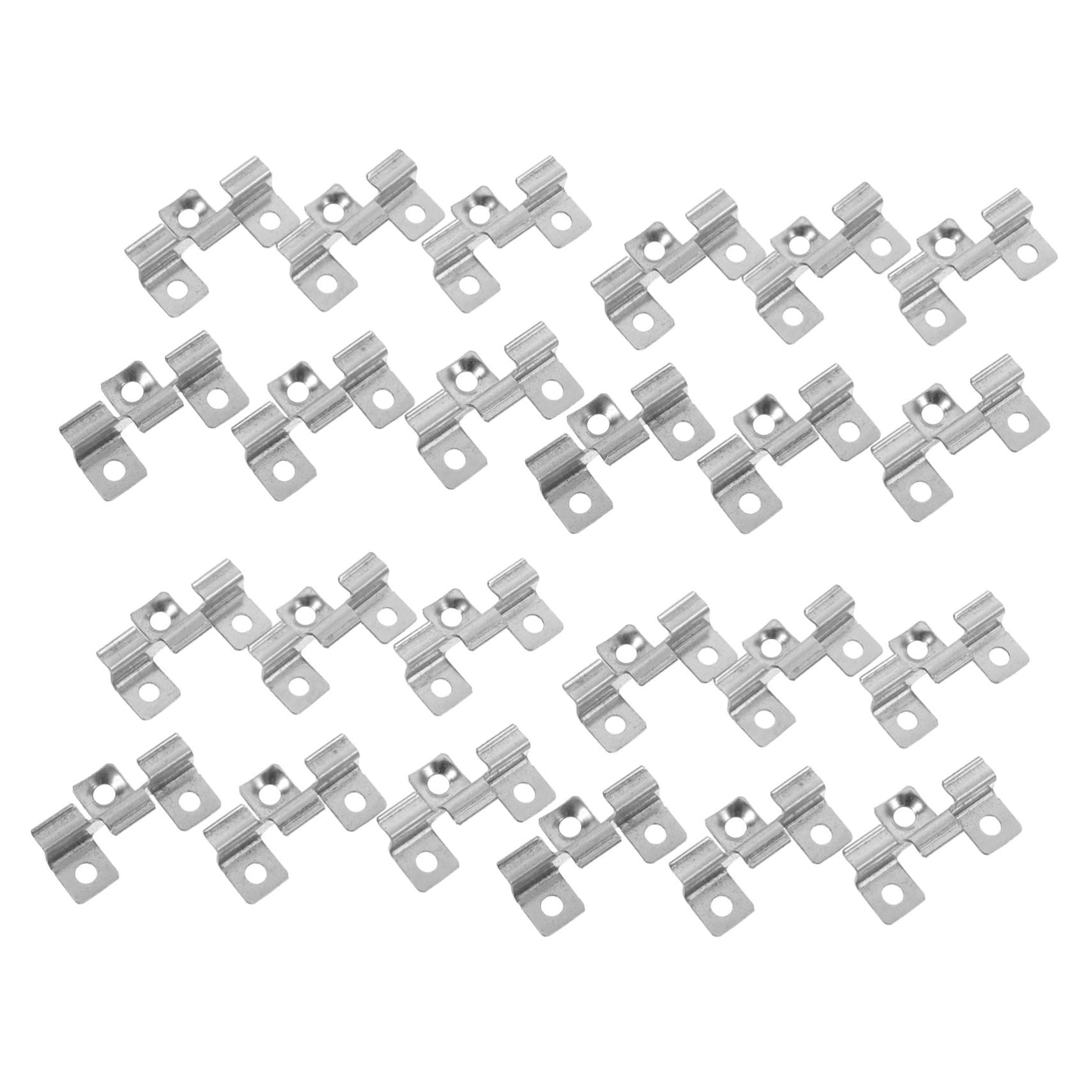 Lames de terrasse bien alignées grâce aux clips Zerodeko en inox, idéal pour votre jardin