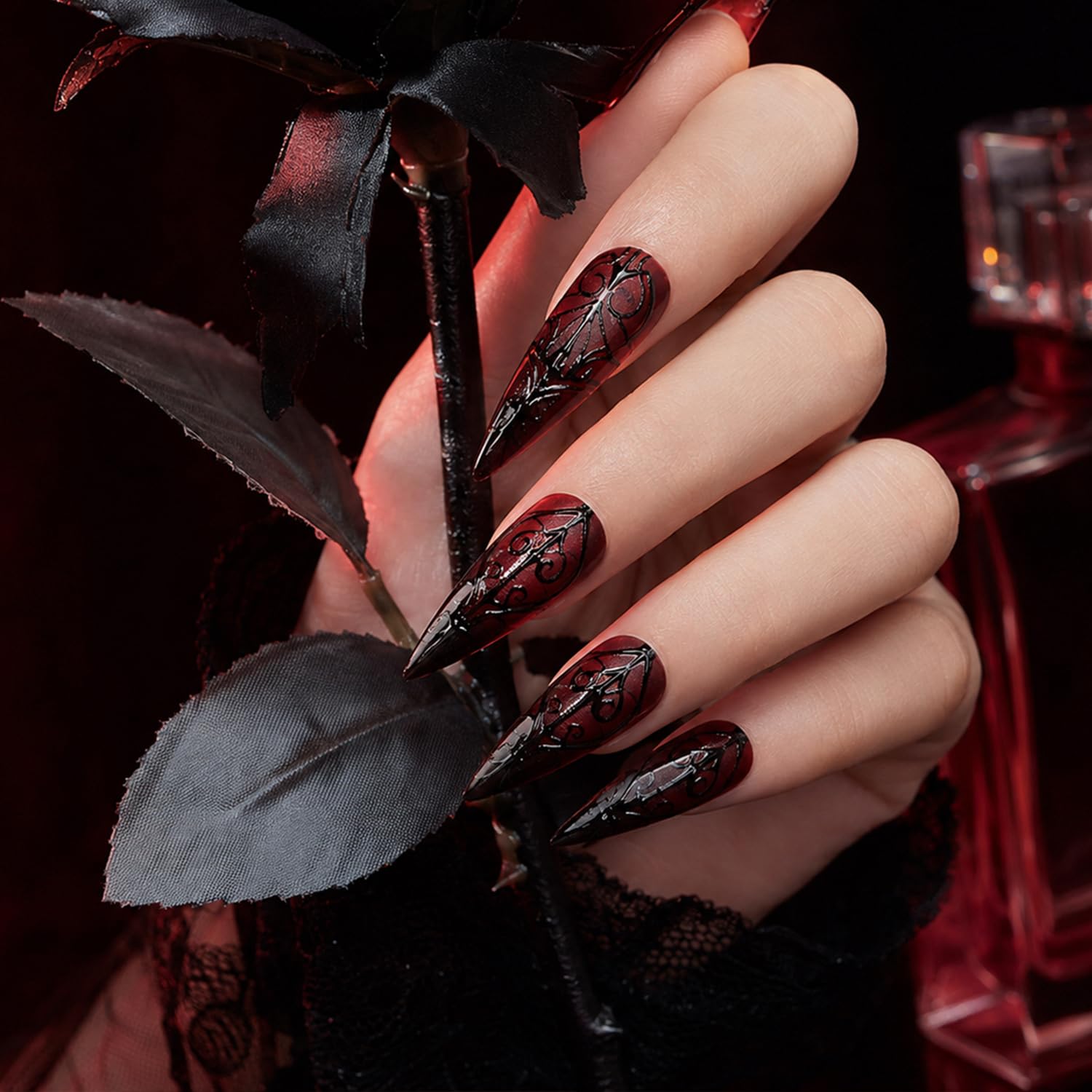 Halloween Press On Nails Long Stiletto Gothic Fake Nails with Spider Pattern Red Black Gradient Design Spooky False Nails Vampire Witch Nail Tips for Women Girls Halloween Manicure 24 Pcs