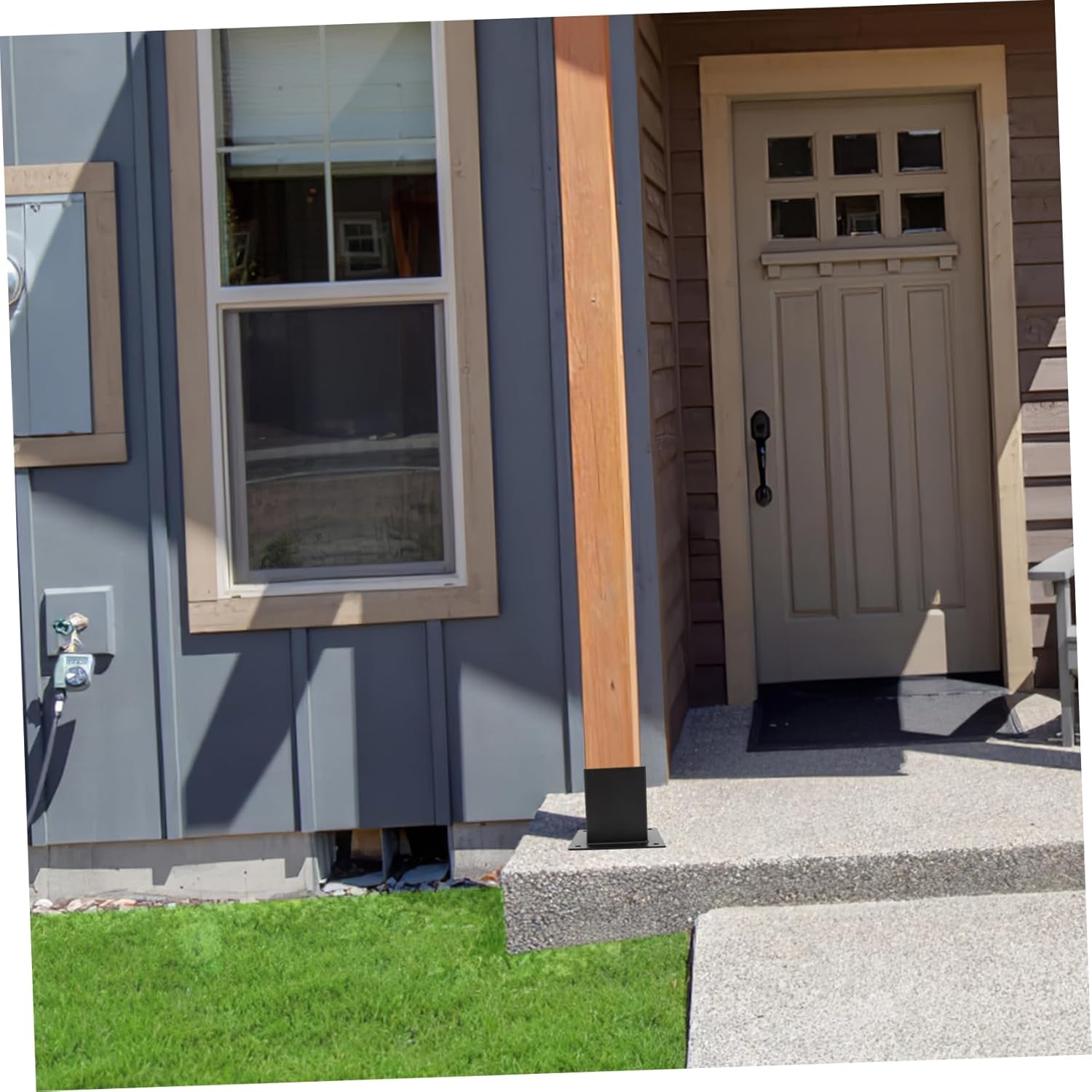 1Set Metal Mailbox Post Base Protector Durable Deck Post Bracket for Mailboxes and Fences Easy to Install Support for Outdoor Posts