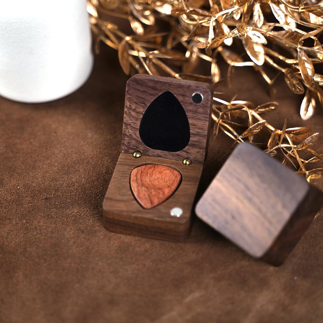 Solid Walnut Wood Guitar Pick Storage Box, Compact Magnetic Case for Guitarists, Organiser for Plectrums - Image 4