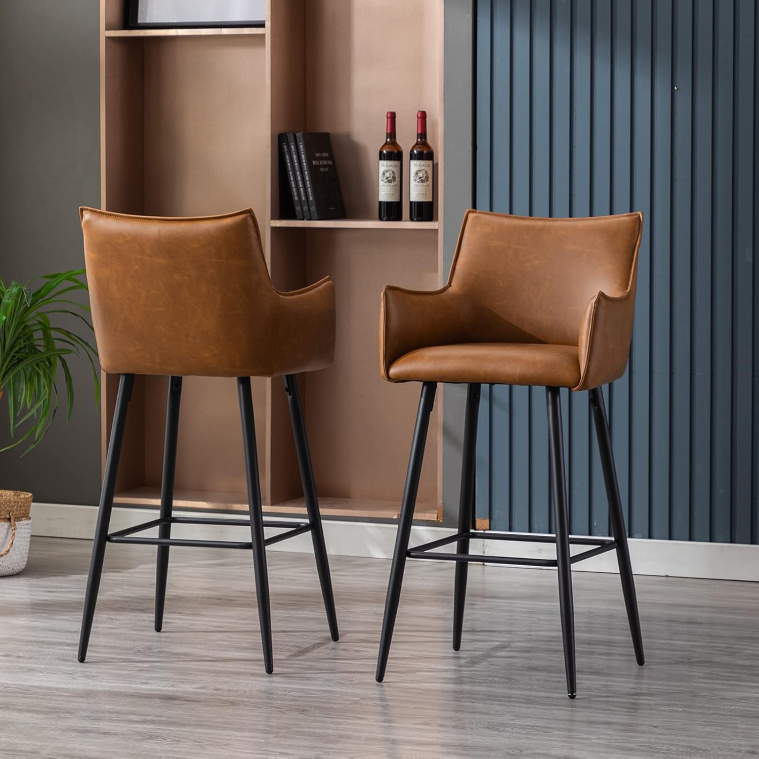 30" Brown Bar Stools Set of 4, PU Leather Upholstered Kitchen Island Bar Stools with Comfy Back Modern High Dining Chairs with Matte Black Leg and Footrest, for Pub Home Bar Dining Room