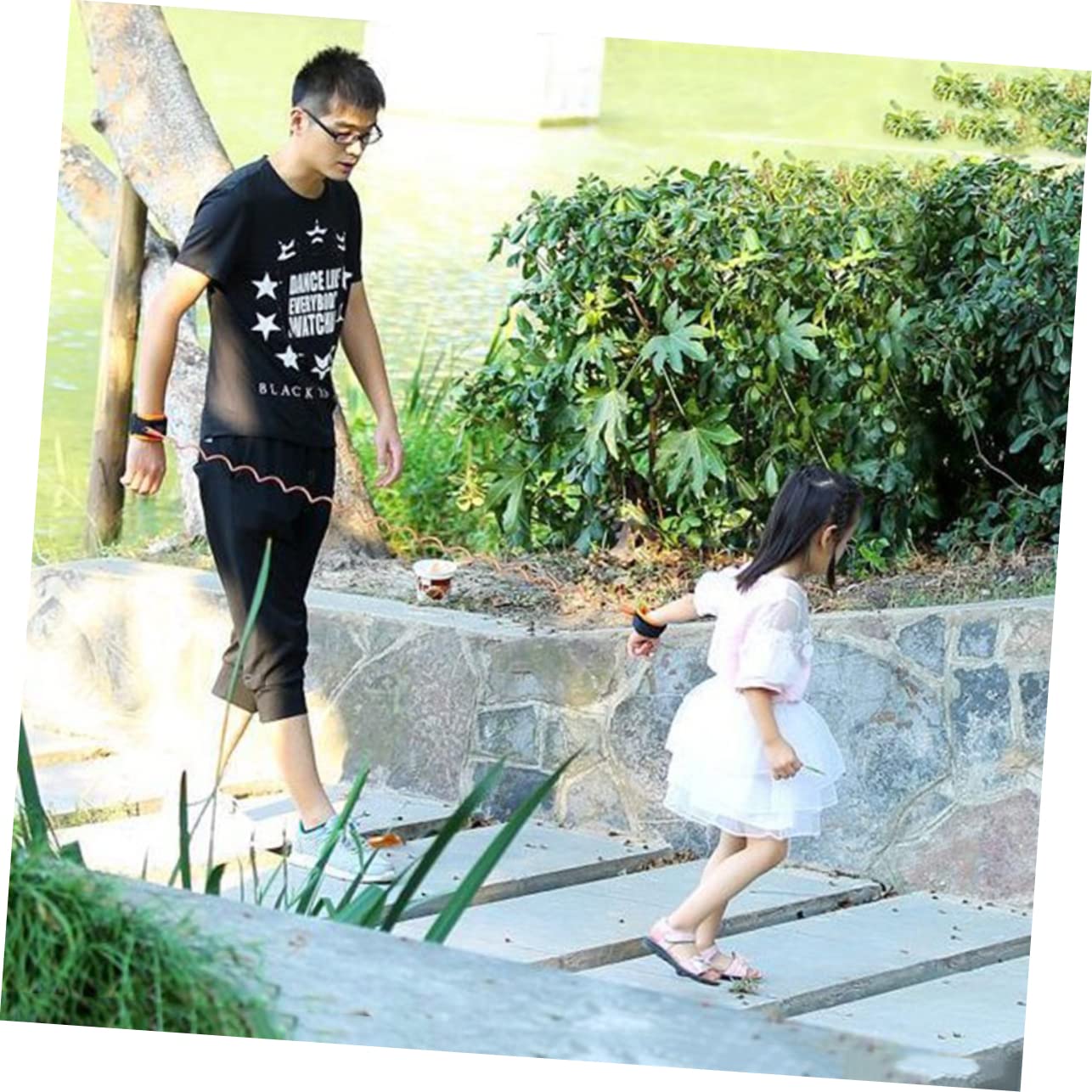 Beatifufu Safety Harness with Wrist Link Traction Rope Lost Belt for Boys and Durable for Shopping Parks and Outdoor Activities