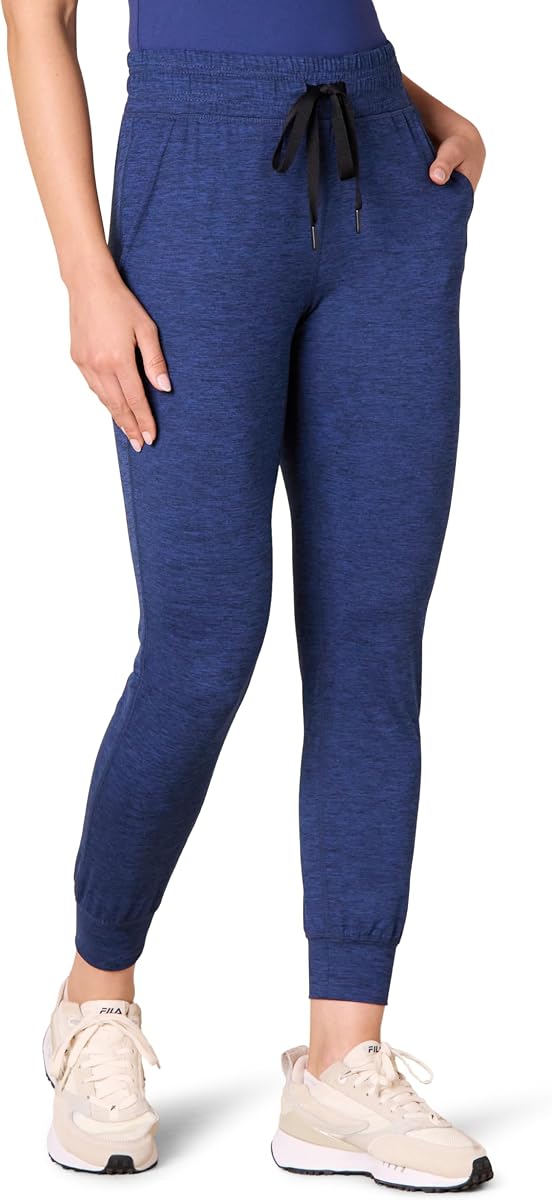 Amazon Essentials Women's Brushed Tech Stretch Jogger Pant - Discontinued Colors