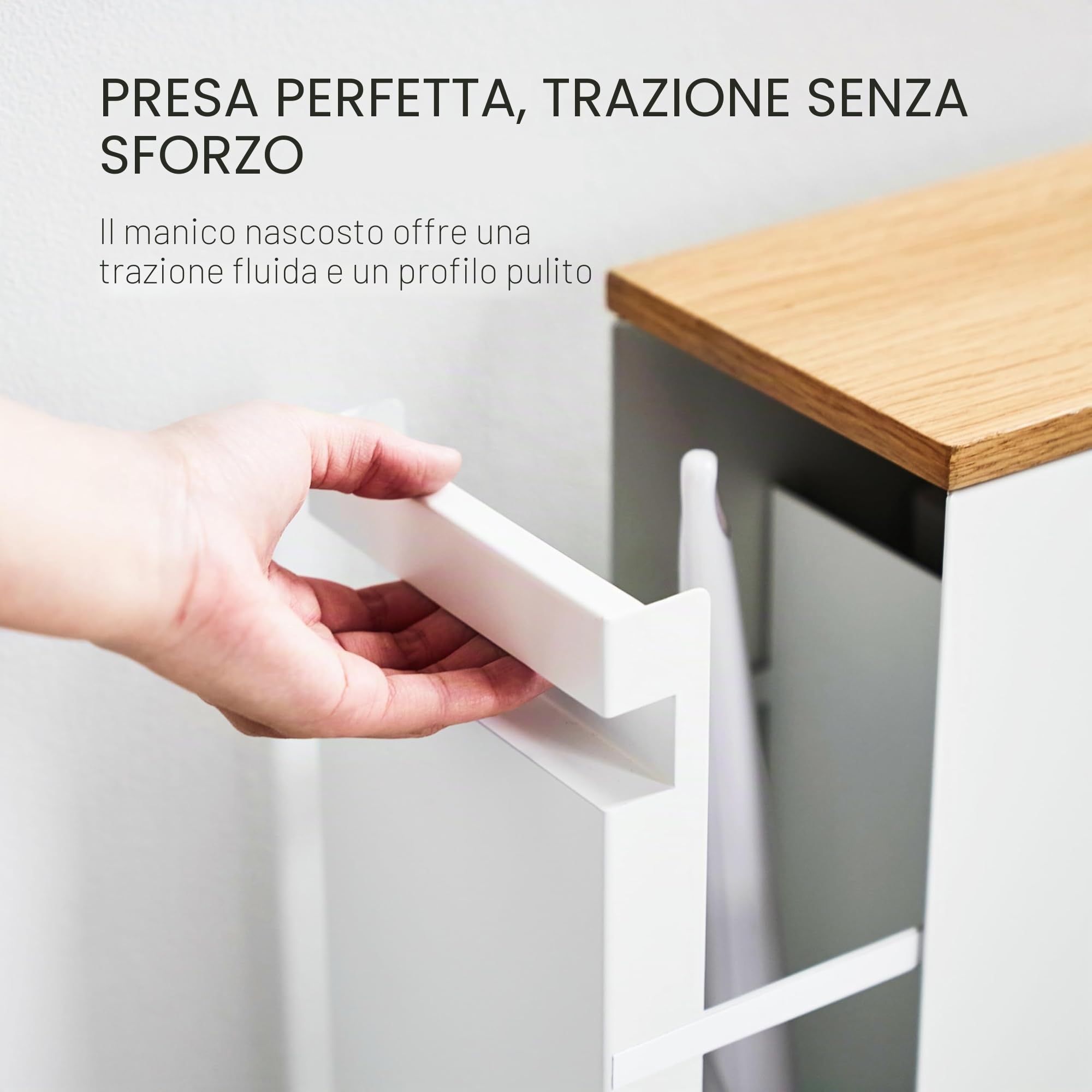 YAMAZAKI TOWER Scaffale estraibile con ripiano in legno e struttura in acciaio – stretto, organizer per bagno, WC, cucina, moderno – 56 x 14 x 55 cm, design giapponese, bianco