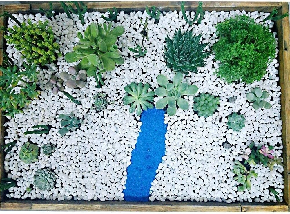 Natural Chips Size 5 MM Approx. Uneven Shape (Black, 10 Kg)