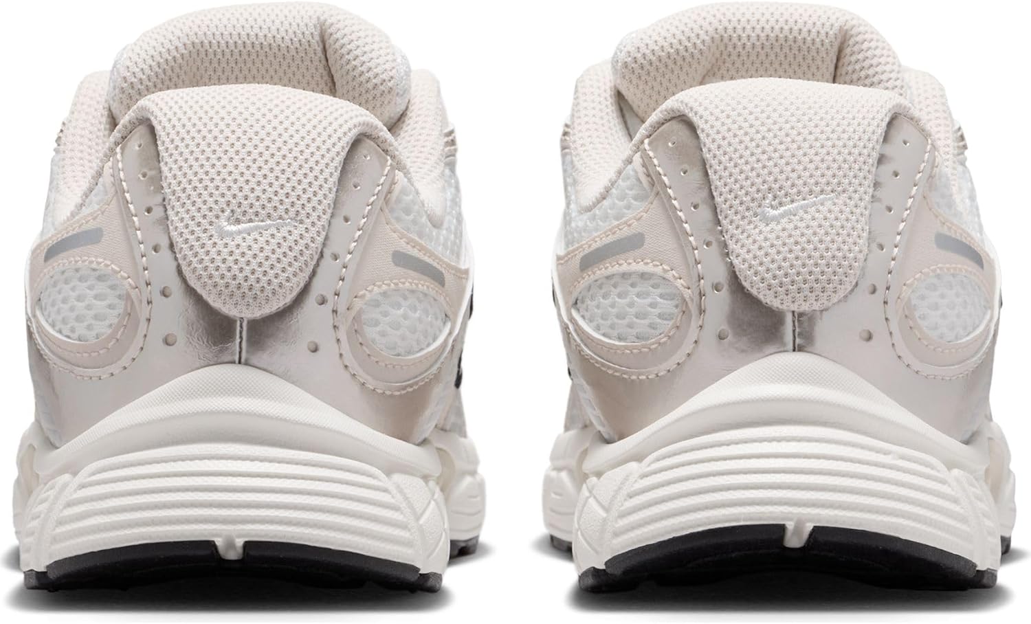 Nike Unisex-Child V5 RNR (Big Kid)