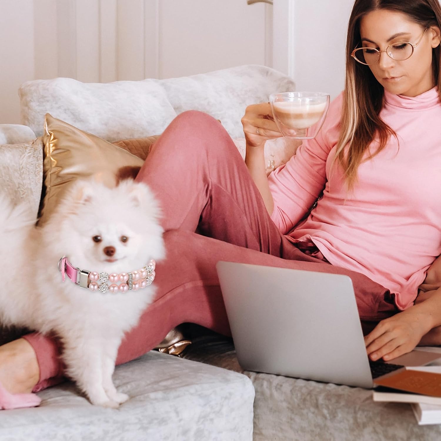 Hicarer 2 Pcs Small Dog Cat Pearl Collars and Pearl Necklace Set Cute Pet PU Leather Collars Necklace with Crystal Rhinestone for Dogs Cats Puppy Kitten Party Wedding Birthday(Pink,M)