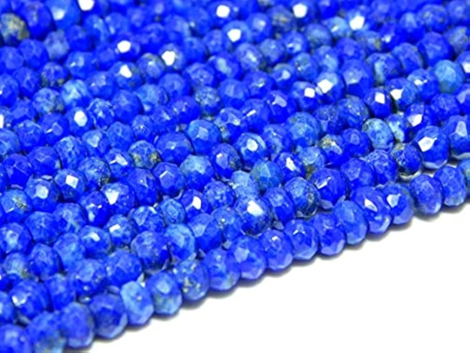 Chalcédoine aqua naturelle en perles facettées pour un éclat haute joaillerie
