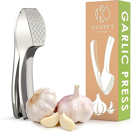 Oliver's Kitchen Premium Garlic Press - Dishwasher Safe