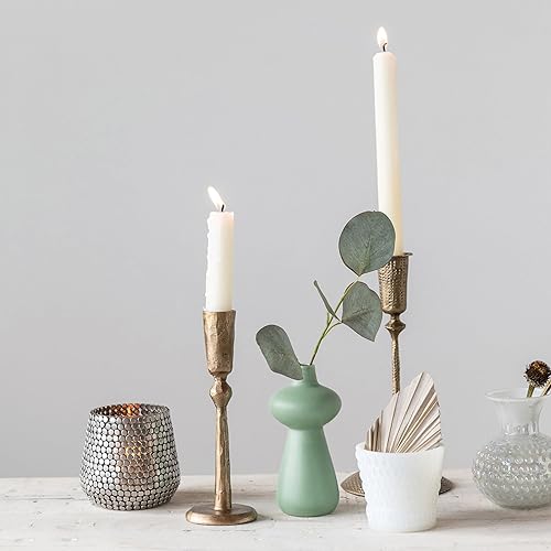 Miniatura 5 de Creative Co-Op Cono de metal martillado forjado a mano, sostenedor de vela de latón antiguo del final