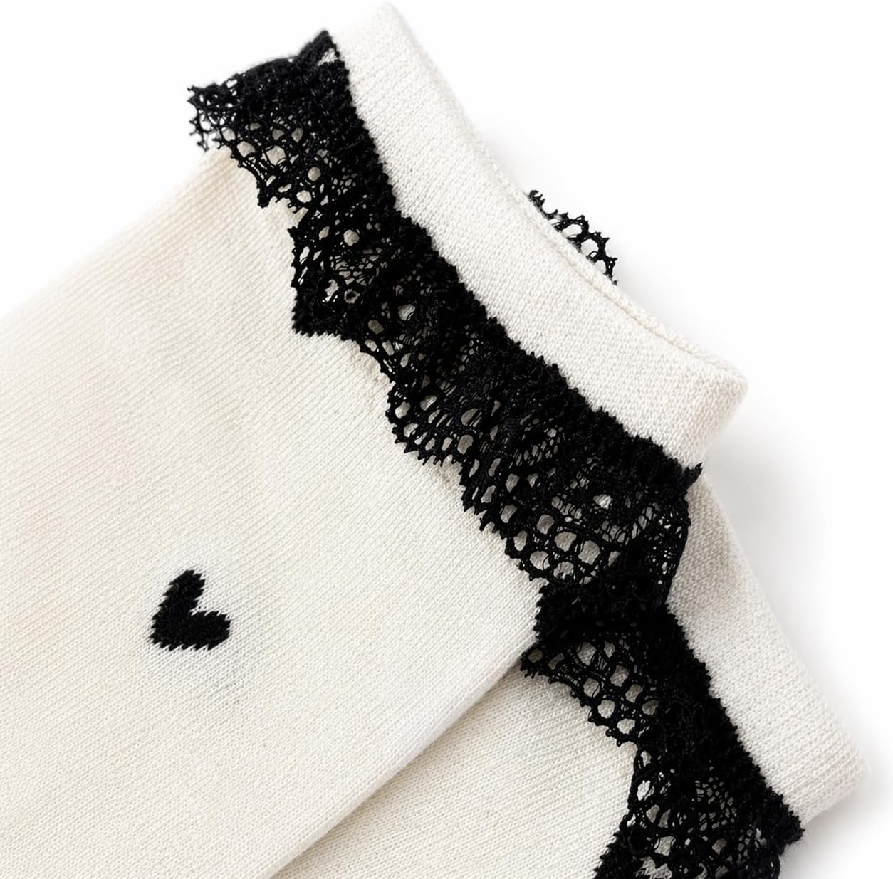 4 Pairs Women’s Lace Ruffle Socks, Cute Frilly Ankle Socks with Bow and Heart Pattern, Soft Breathable Cotton Korean Style Socks