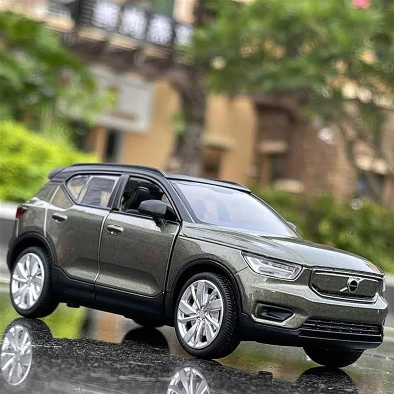 Display Cars 1:32 for VOLVOs XC40 Alloy Simulation Car Model Diecast Vehicles Metal Car Model Ornament Souvenir Collection or Gift(Black)