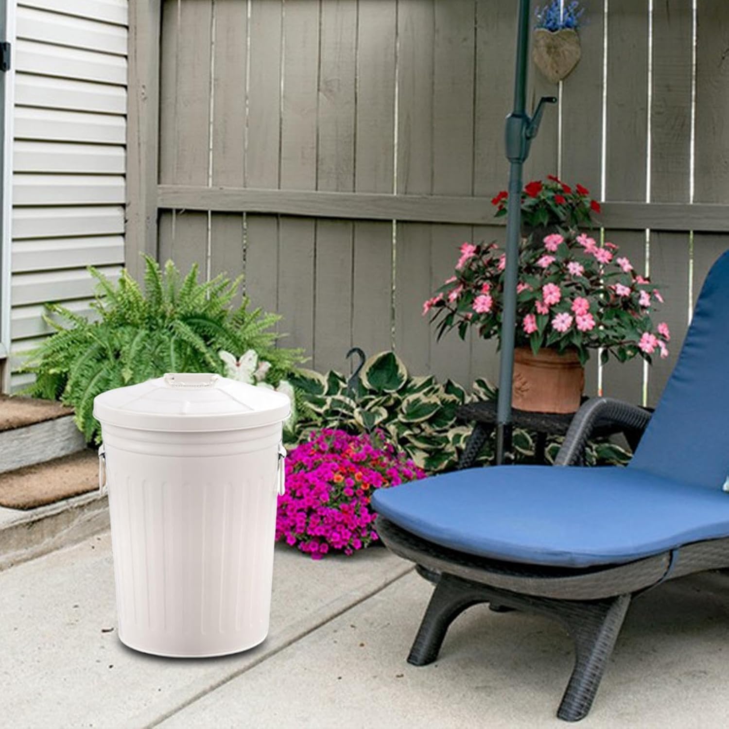 Outdoor Metal Trash Can Community Trash Can 17 L Practical Versatile Flower Planter Covered Garbage Bin Compost Bin for Yard
