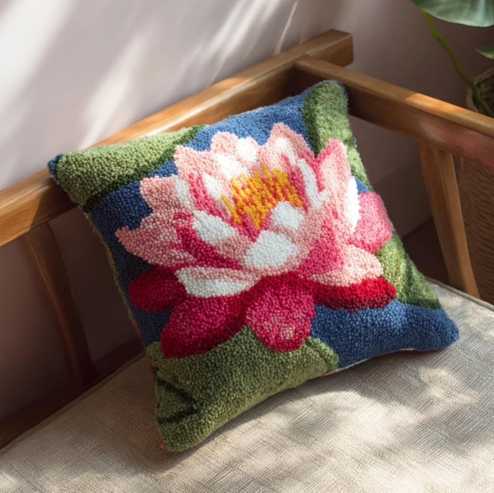 WallustrioaW Latch Hook Pillow Kit for Adults,Beautiful Lotus
