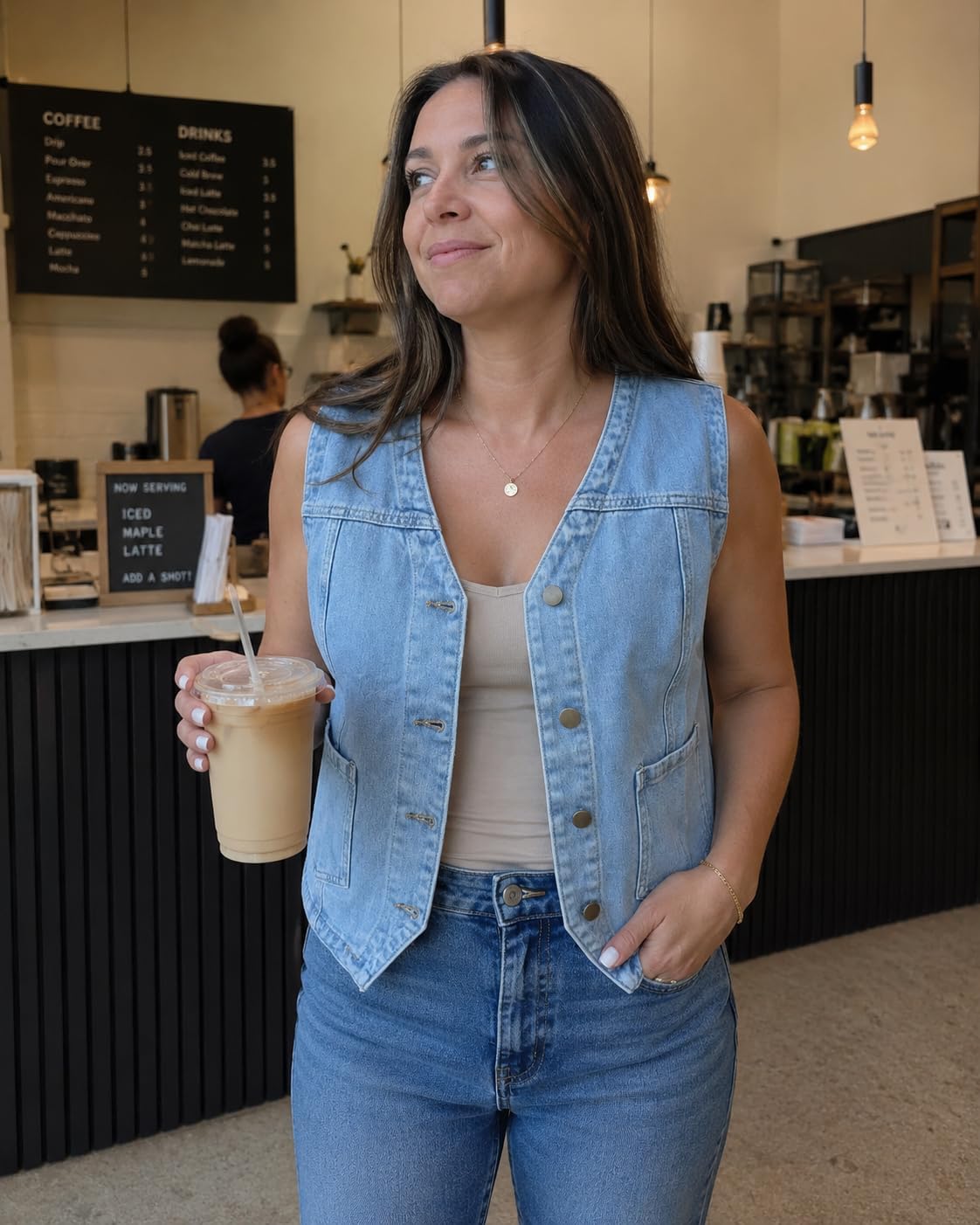 Women's Denim Vest Sleeveless Button Down Jean Waistcoat with Pockets Light Wash Casual V Neck Top