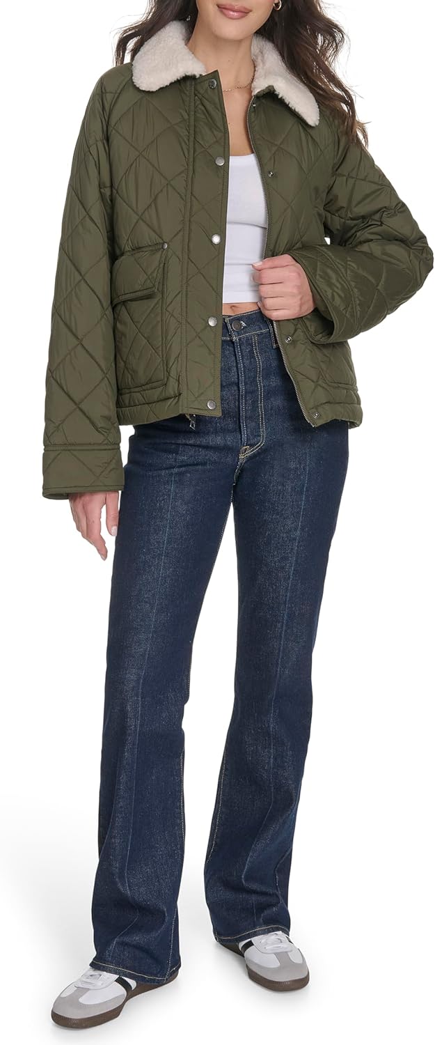 Levi's Women's Diamond Quilted Jacket With Sherpa Collar Jacket - Image 7