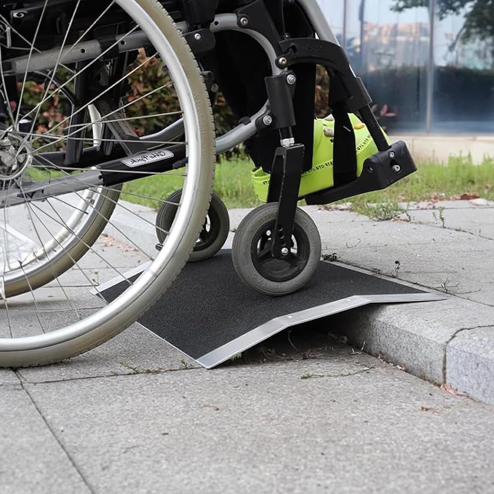 Rampa de aleación de aluminio resistente para acceso a sillas de ruedas, capacidad de 300 kg, solución de puerta y umbral para scooters, bicicletas y cochecitos de movilidad