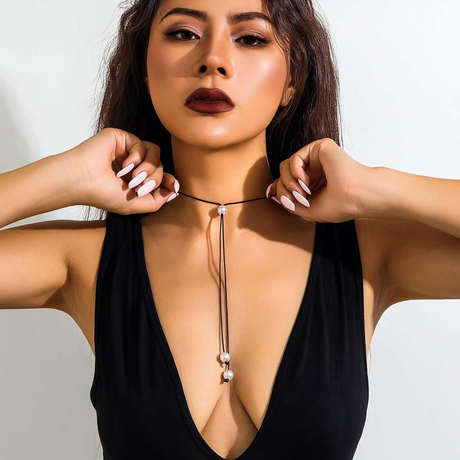 Bohemian Pearl Y Lariat Necklace Black Leather Pearl Pendant Necklace Pearl Leather Cord Chain Drop Necklace Long Adjustable Y Necklace Jewelry for Women Gifts - Image 5