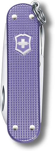 Vista 29 de Victorinox Classic SD Precious Alox Swiss Army Cuchillo compacto de 5 funciones de fabricación suiza con hoja pequeña, destornillador y llavero