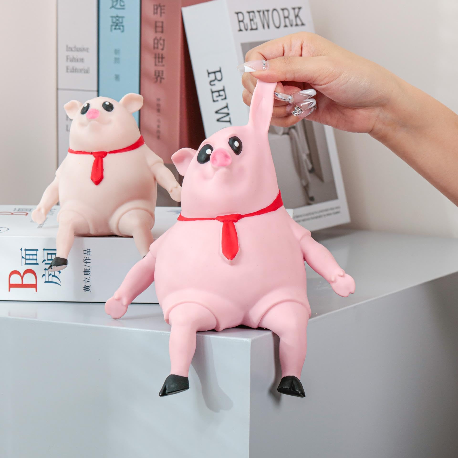 Amazon.co.jp: かわいいブタのスクイーズおもちゃ、面白いピンクの貯金