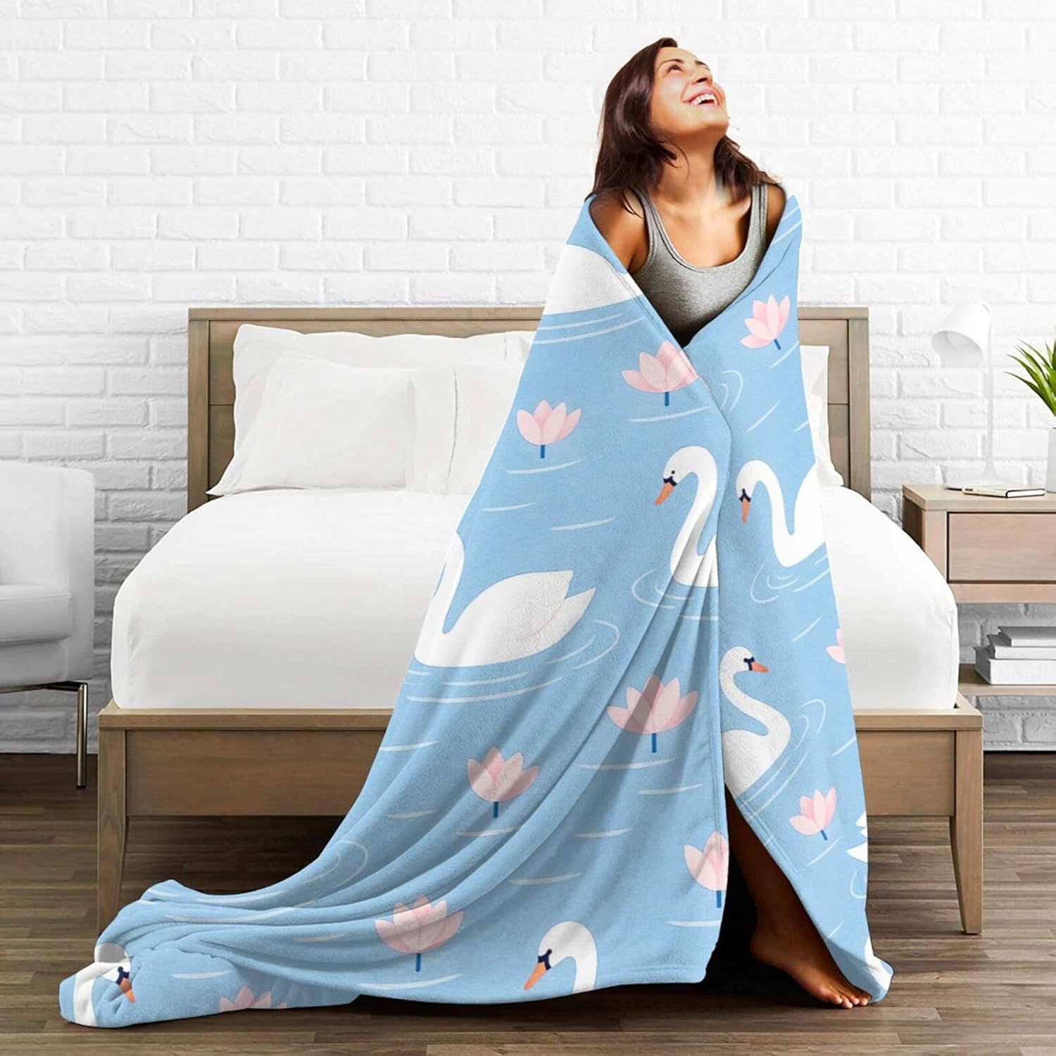 Swan Blanket White Swan Throw Blanket Gifts for Women Girls Fleece Fuzzy Soft Cozy Flannel Plush Warm Bedding Stuff for Kids Adults Sofa Bed Couch 40 x 50 Inch - Image 4