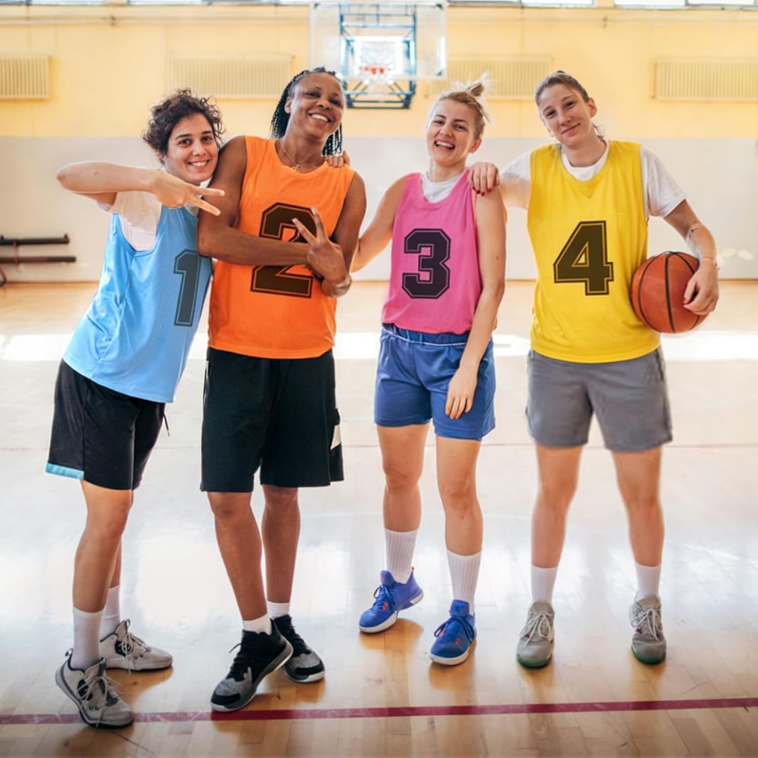 48 Pcs Pinnies Double Soccer Penny Scrimmage Vests Lightweight Mesh Basketball Team Practice Jersey for Sports