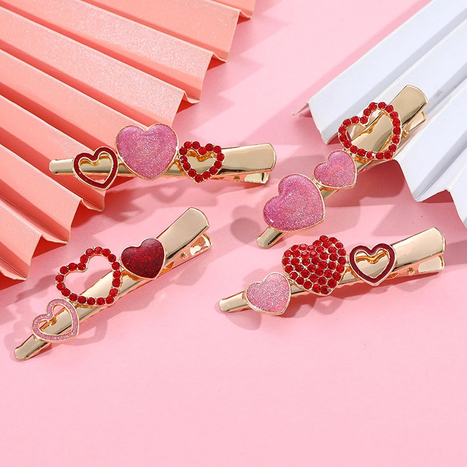 Decoración De Uñas De Corazón Con Purpurina Para El Día De San Valentín