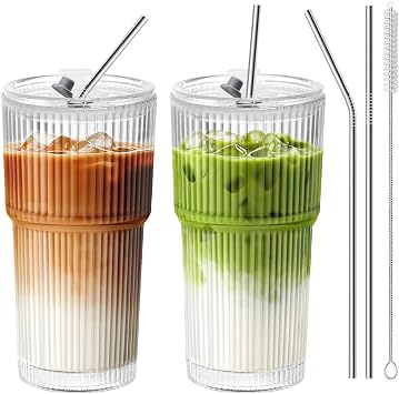 HIGIINC Iced Coffee Cups with Lids and Straws 2 Pcs,20 OZ Glass Cups with Lids and Straws, Clear Ribbed Glass Tumbler Reusable Drinking Glasses for Matcha, Smoothie, Cocktail,Latte