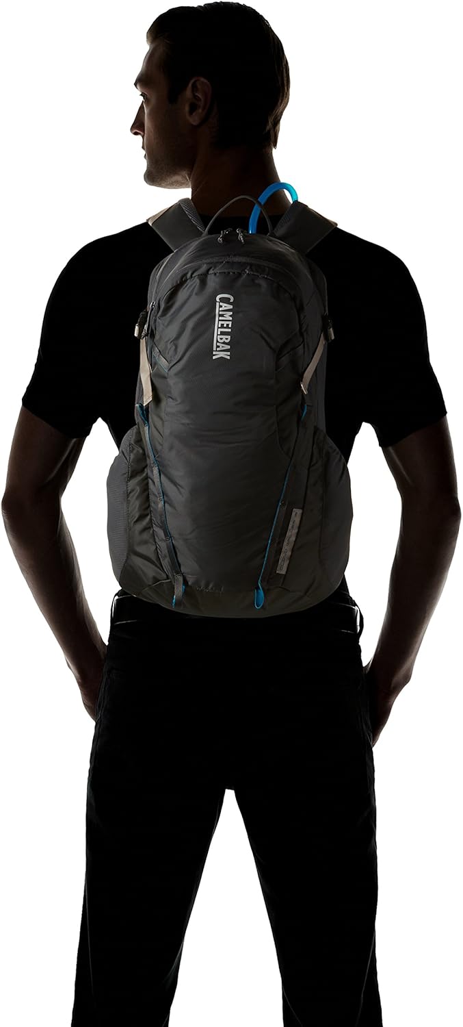 camelbak cloud walker 18 hydration pack