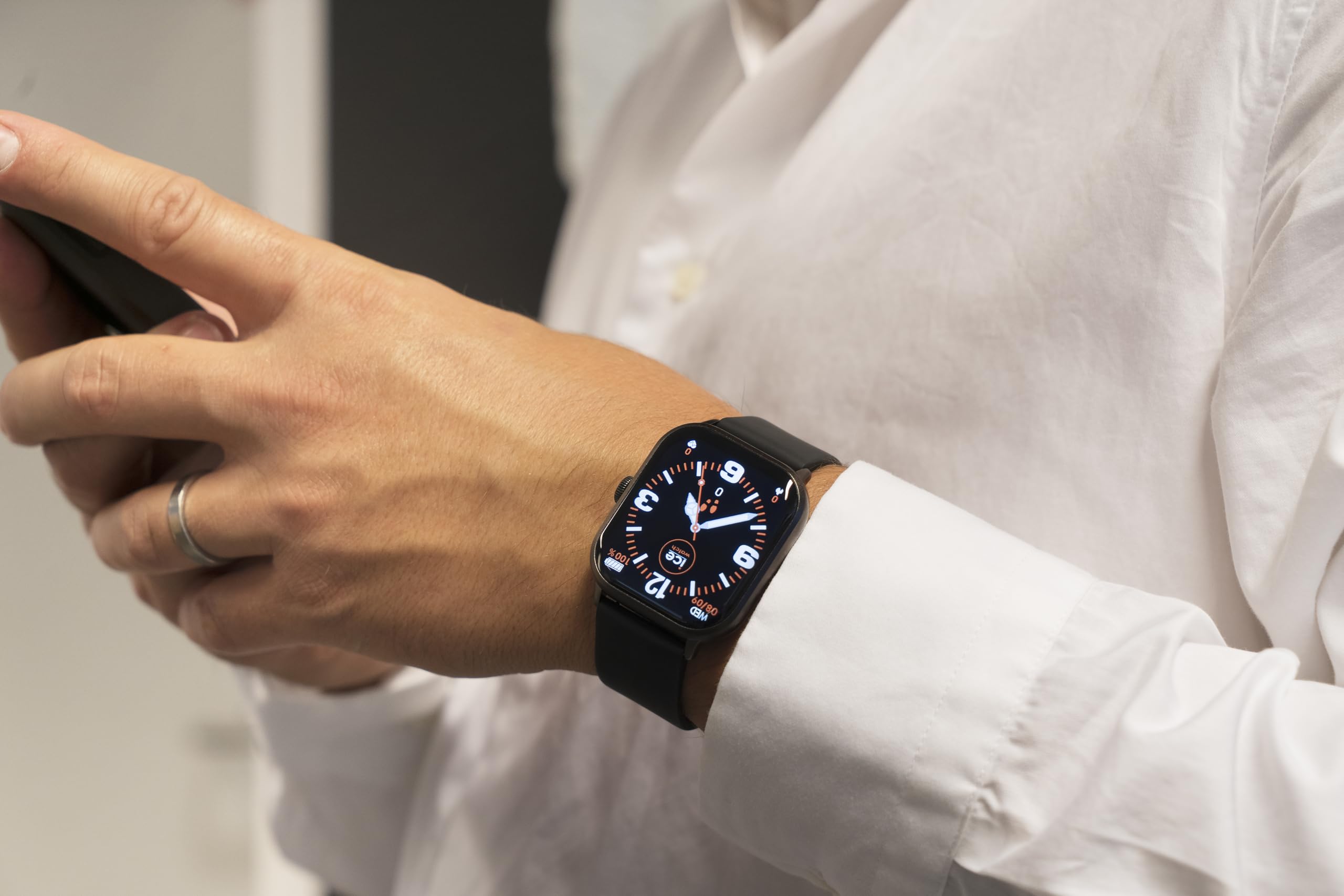 ICE-WATCH - Ice smart - Smartwatch mit Silikonarmband (1,85")
