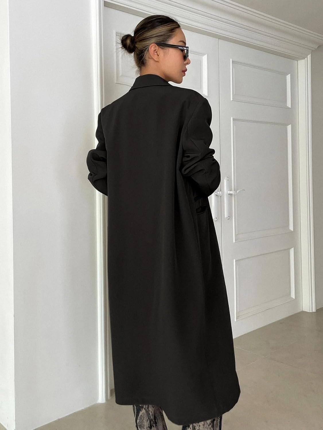 Women's Trench Coat Lapel Neck Double Breasted Elegant Coat Long Sleeve Classic Overcoat
