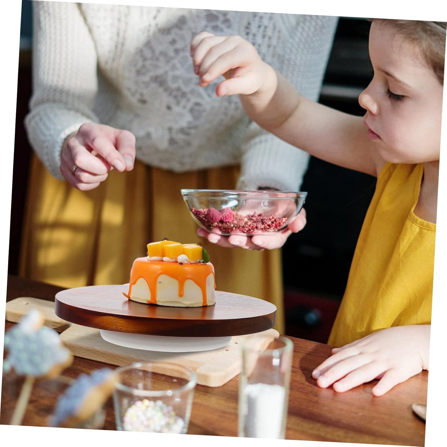 1pc Wooden Baking Turntable Revolving Cake Decorating Stand Non- for Stability Baking Accessory for Cakes and Pastries Great for Enthusiasts