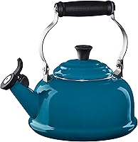 Vista 9 de Le Creuset Tetera silbante de acero esmaltado, 1.7 cuartos de galón, color cereza