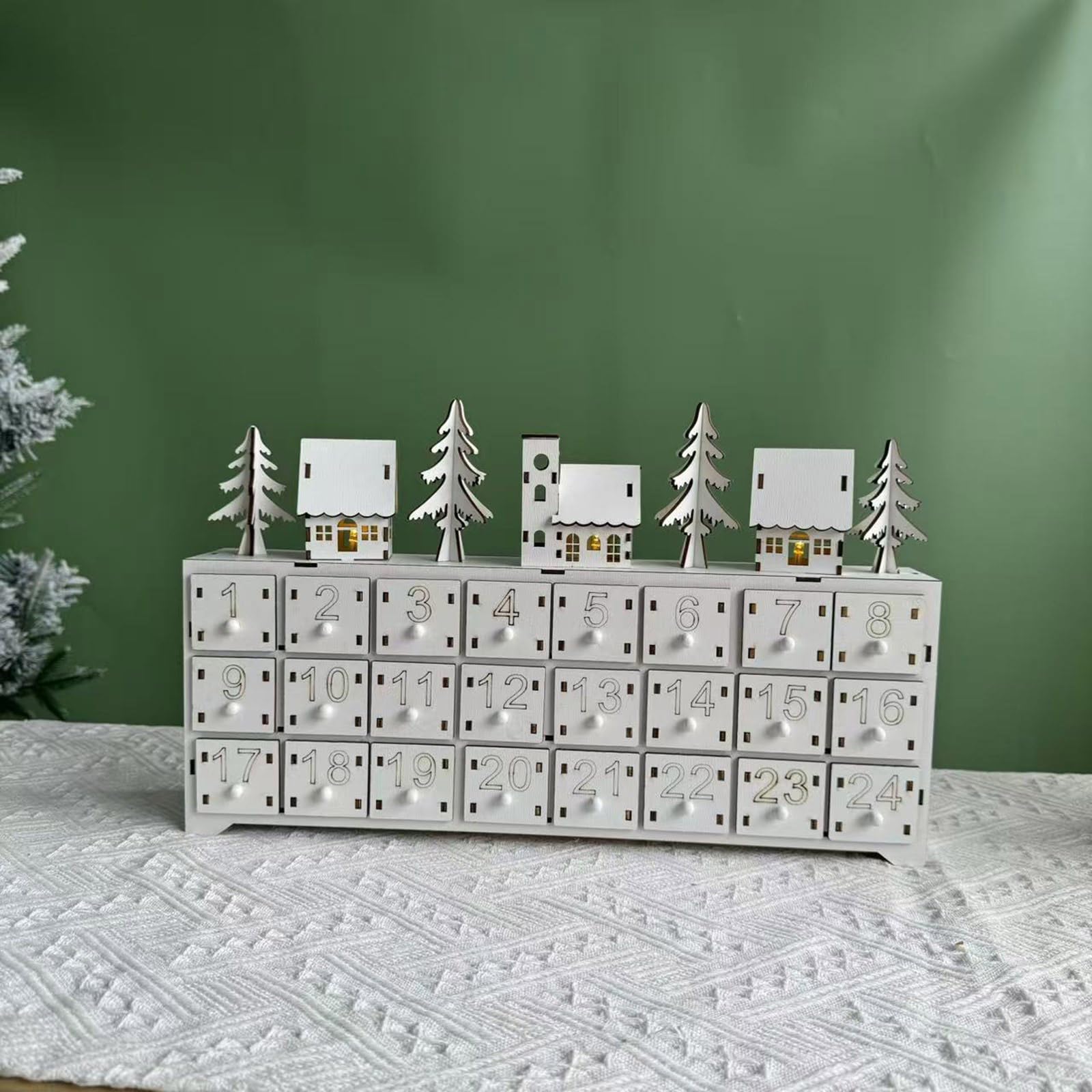 Beleuchteter Holz-Adventskalender mit 24 Staufächern, Weihnachts-LED-beleuchteter Countdown-Dekoration, Partyzubehör