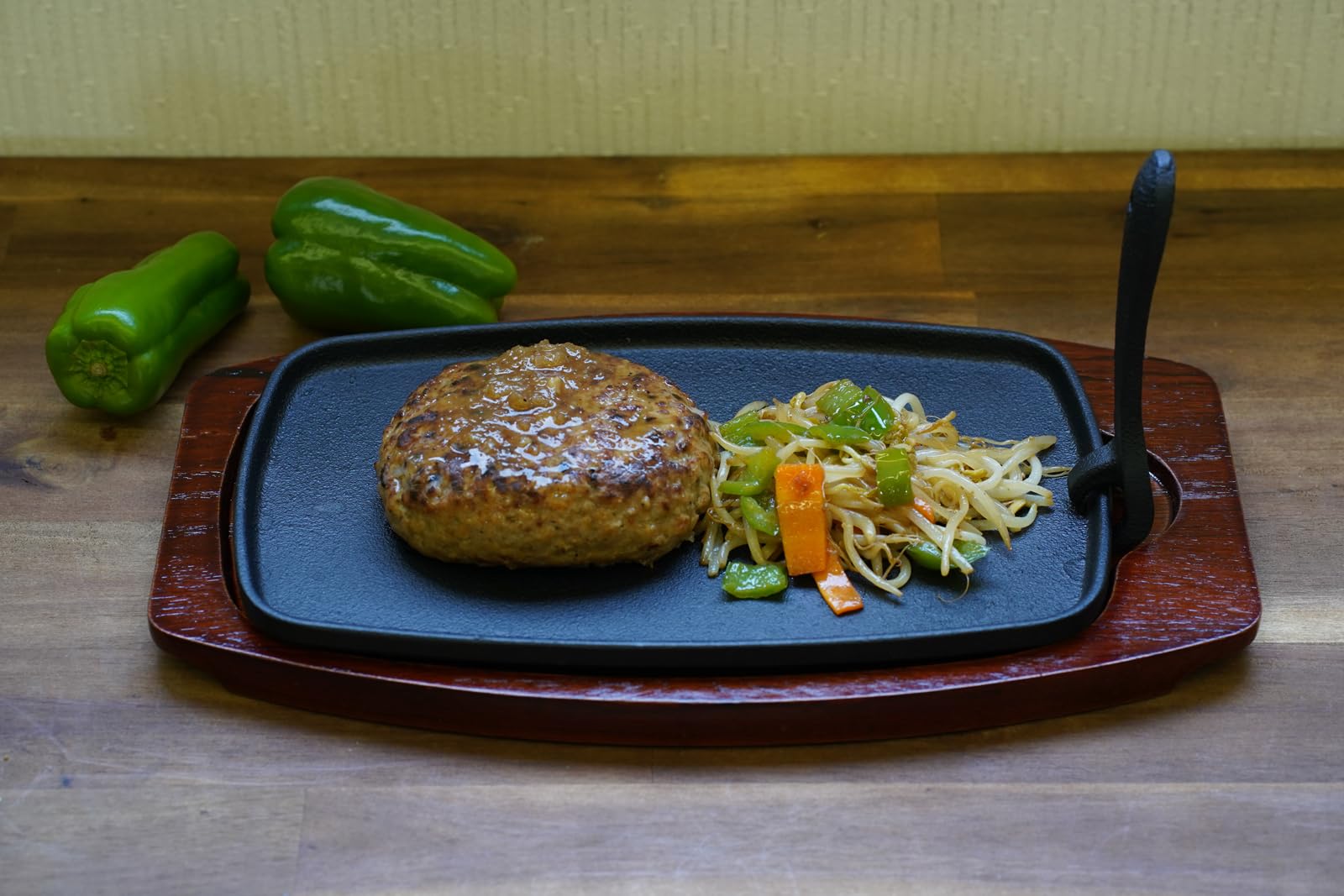 Amazon｜池永鉄工(Ikenaga Iron Works) ステーキ皿 ハンバーグプレート