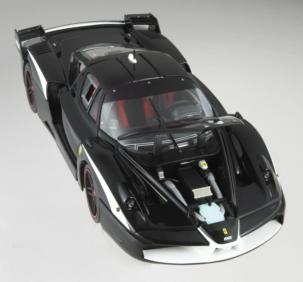 Hot Wheels FERRARI FXX ブラック Ferrari FXX Evoluzione Black 1/18 Diecast Model Car by