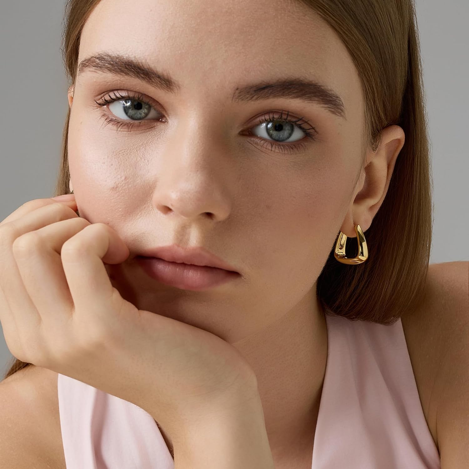 FRUMOS 18K Gold Plated Chunky Hoop Earrings for Women Fashion Thick Gold Hoops Set Jewelry for Birthday Christmas Gifts