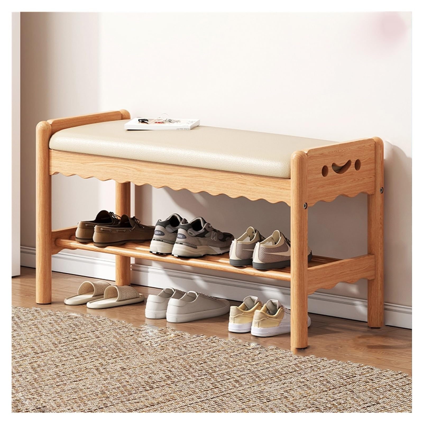 Banc d'entrée avec rangement en bois pour simplifier le retour à la maison en famille