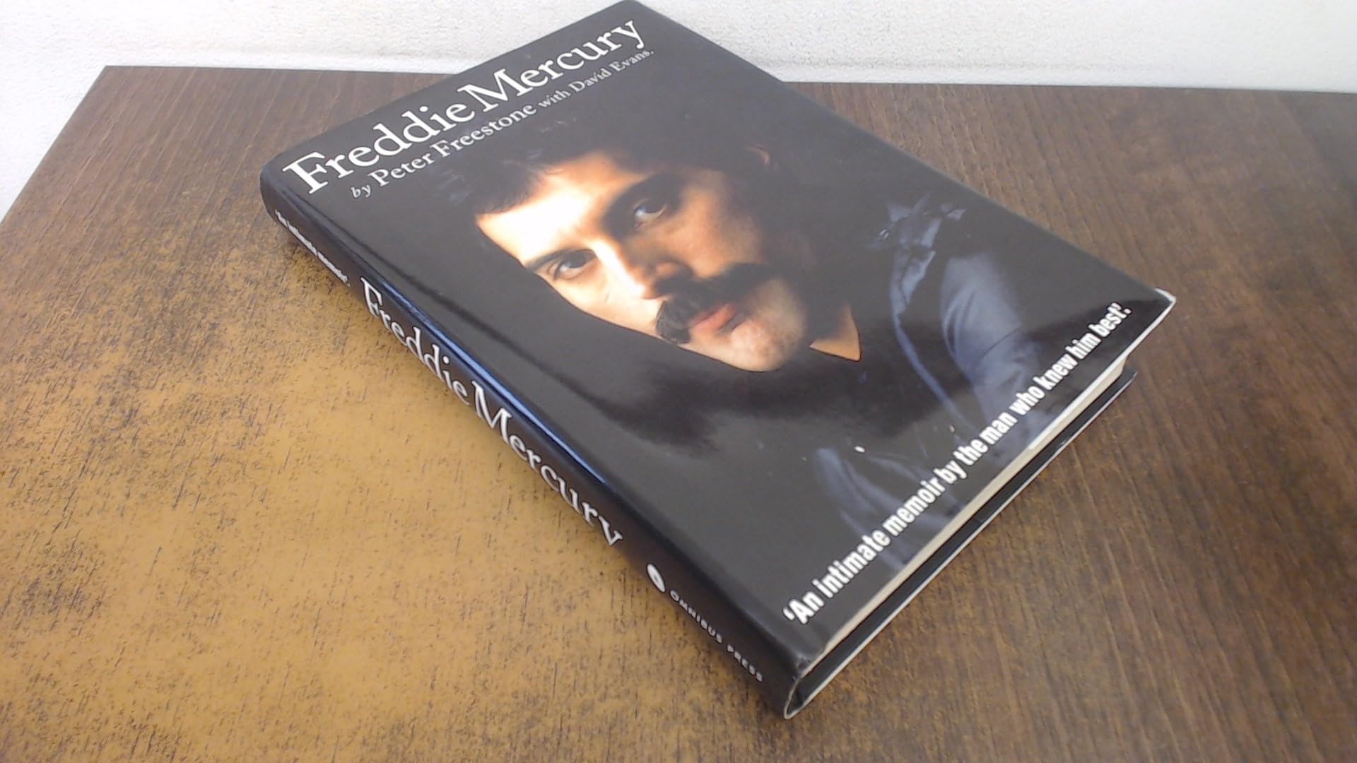 Buy Freddie Mercury — BookShops.in