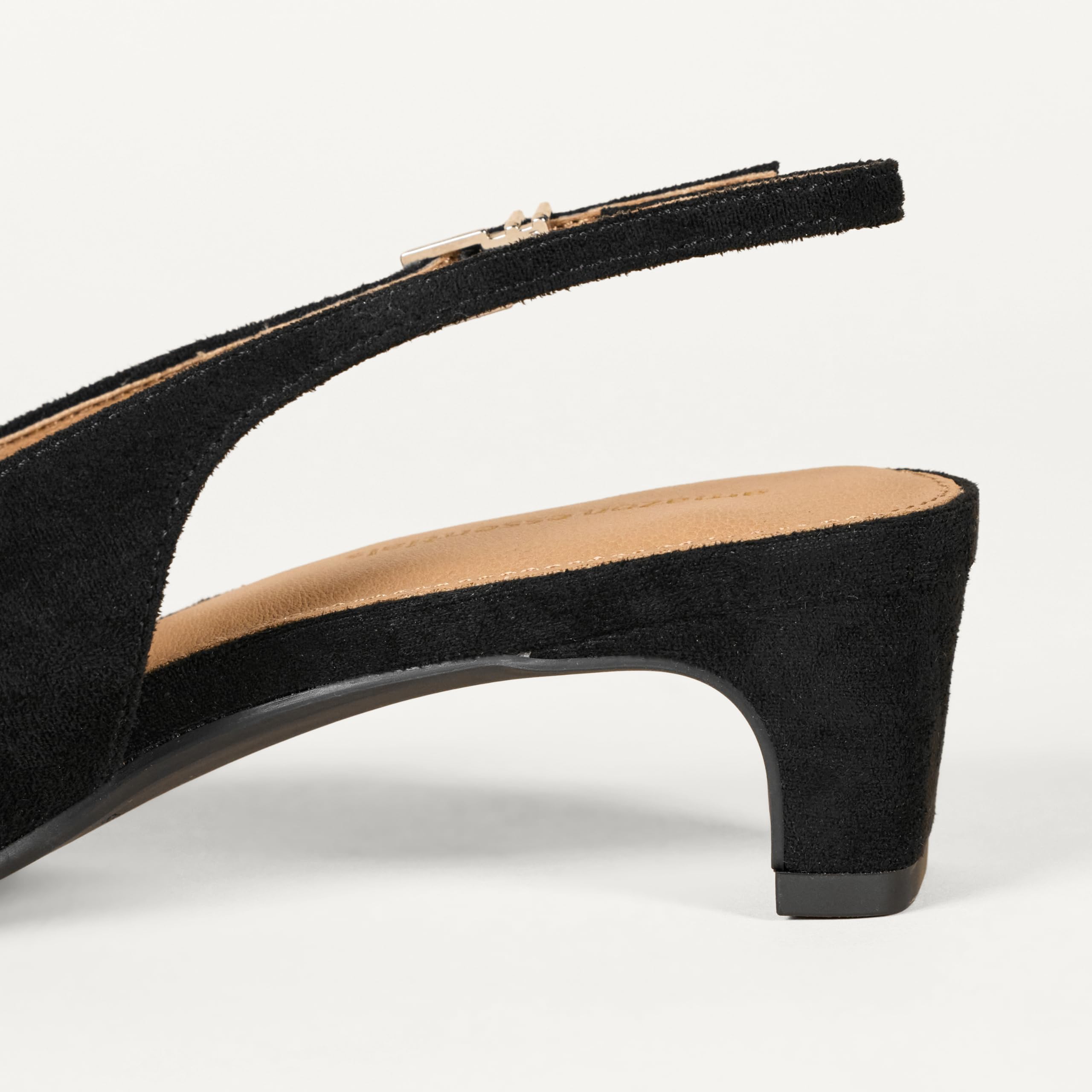 Amazon Essentials Femme Chaussure à Talon carré avec Sangle à l’arrière